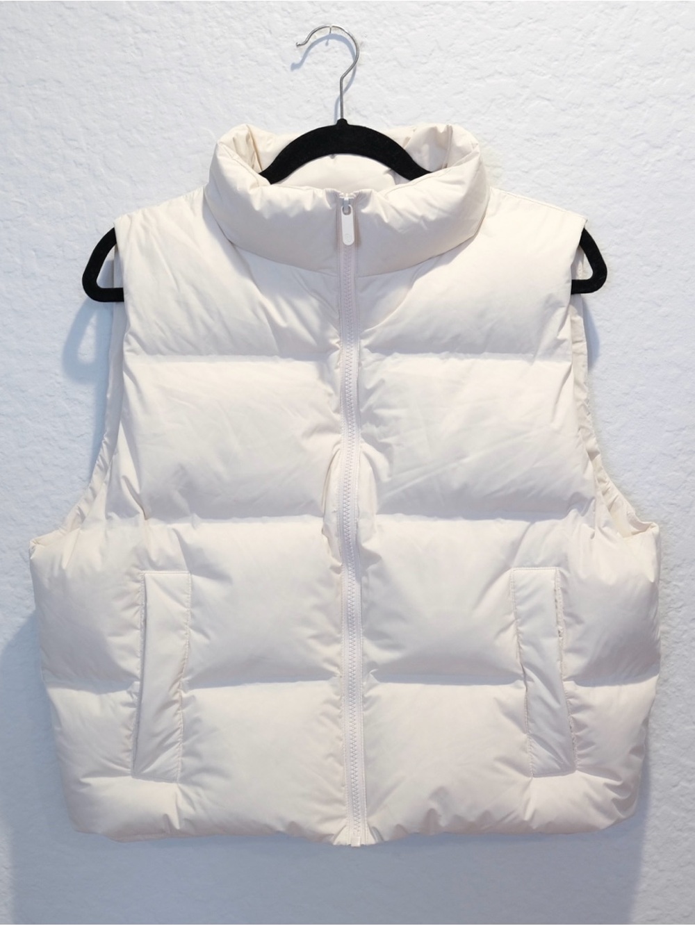 Nuuds Goose Down Puffer Vest Size M Bone Cream Full Zip Pockets Lined Outdoor